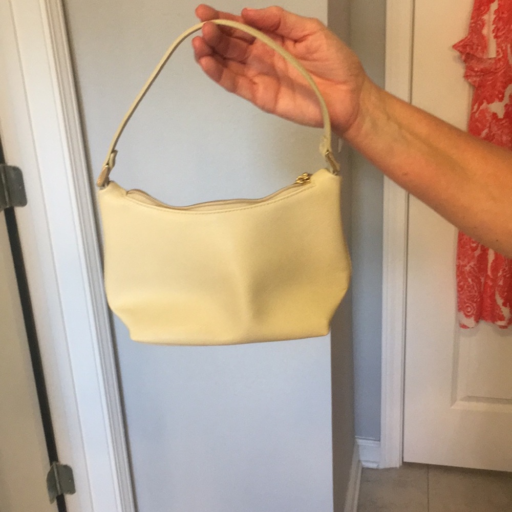 Liz Caliborne Hans purse
